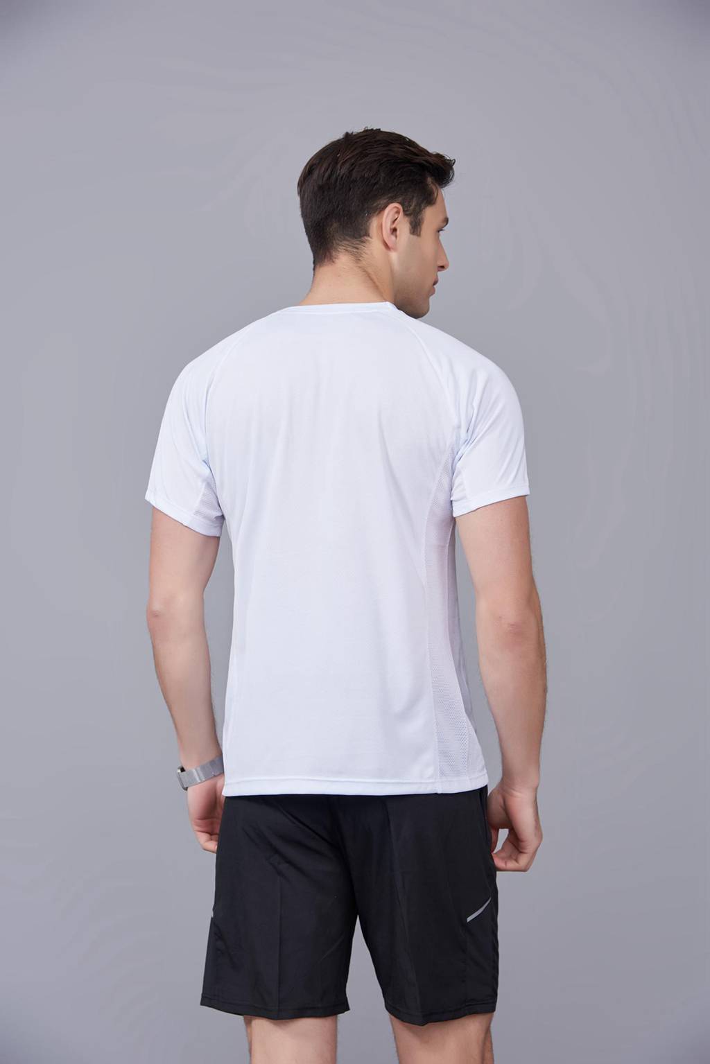修身運動短袖 舒適透氣跑步訓(xùn)練速干T恤-白色