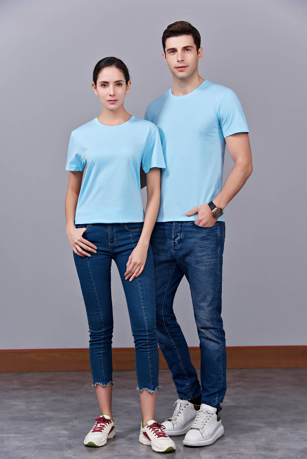 洋氣百搭親子裝 半袖顯瘦 速干圓領(lǐng)文化衫 春夏新品 天藍(lán)色