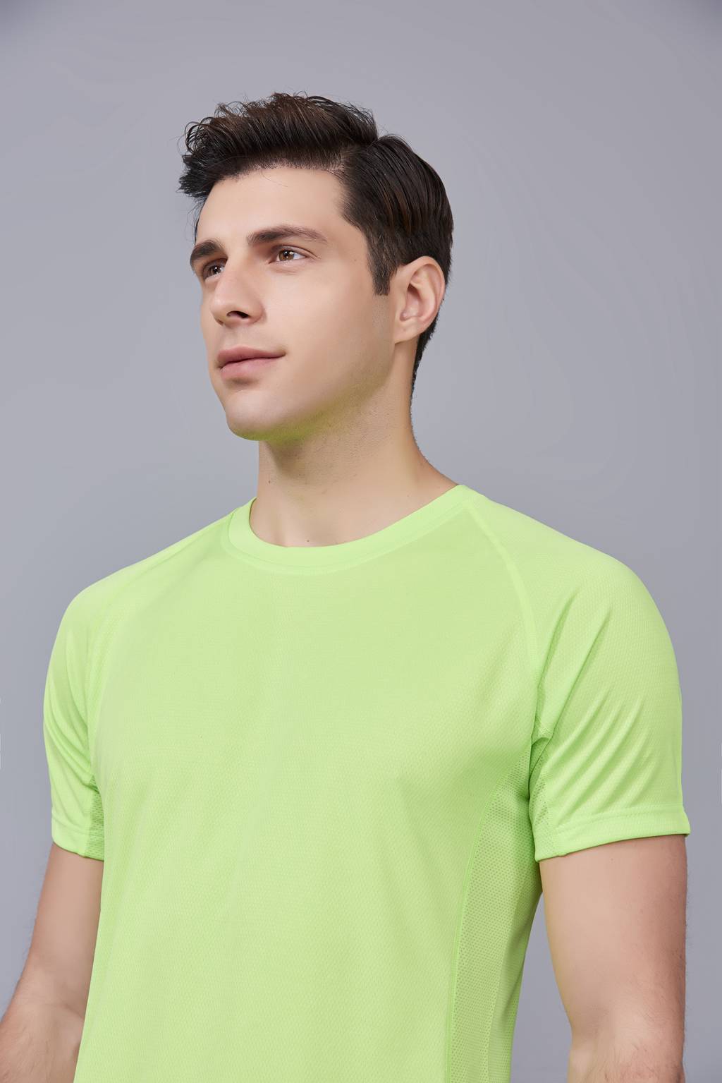 純色T恤  簡(jiǎn)約大方經(jīng)典時(shí)尚  果綠色