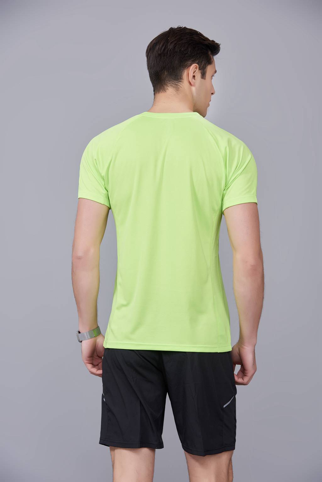 純色T恤  簡(jiǎn)約大方經(jīng)典時(shí)尚  果綠色