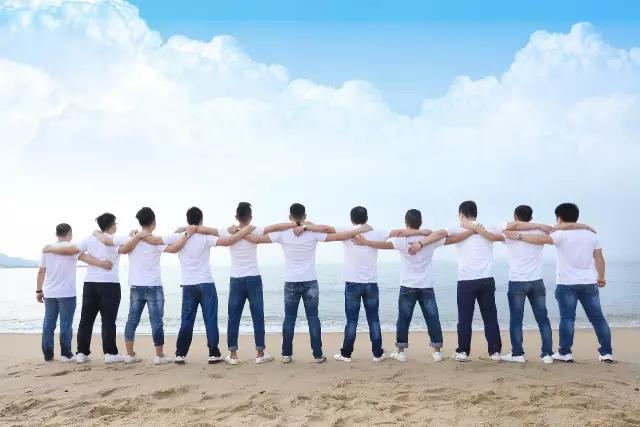 選擇企業定制文化衫什么選擇最合適，你不知道的知識?