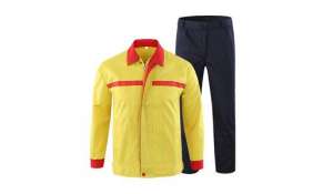 傳統定制店與新興定制平臺，哪個更適合工作服定制？